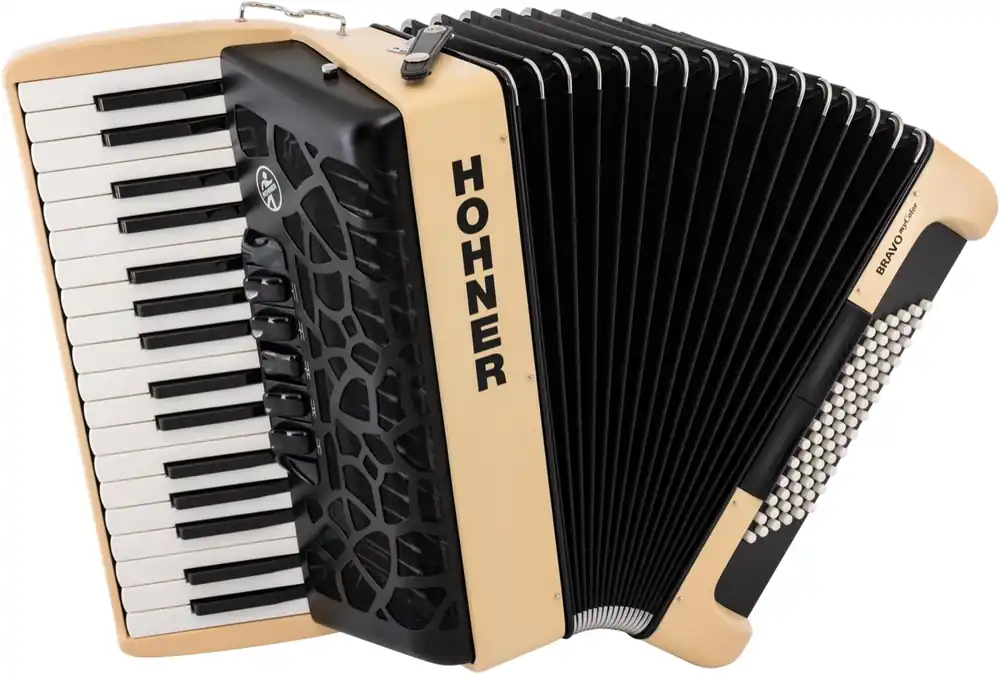 Top-Angebot HOHNER Bravo III 72 Earth myColor Akkordeon inkl. Gigbag und Gurt
