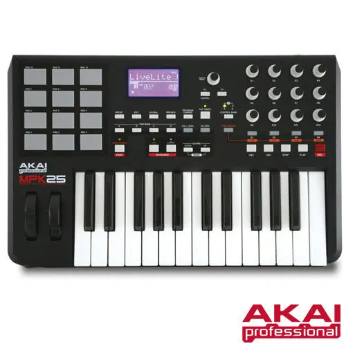 Neu Im Sortiment Akai MPK25 USB/MIDI Keyboard